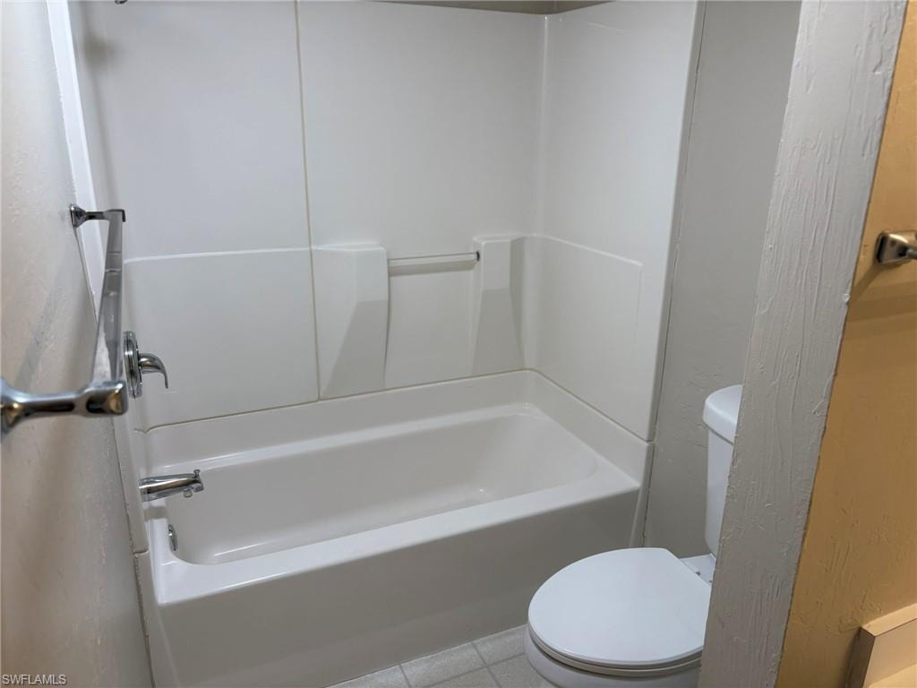 3704 Broadway 214 photo 17