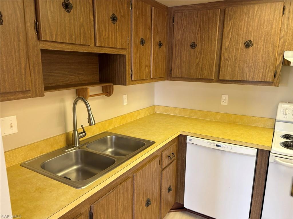 3704 Broadway 214 photo 10