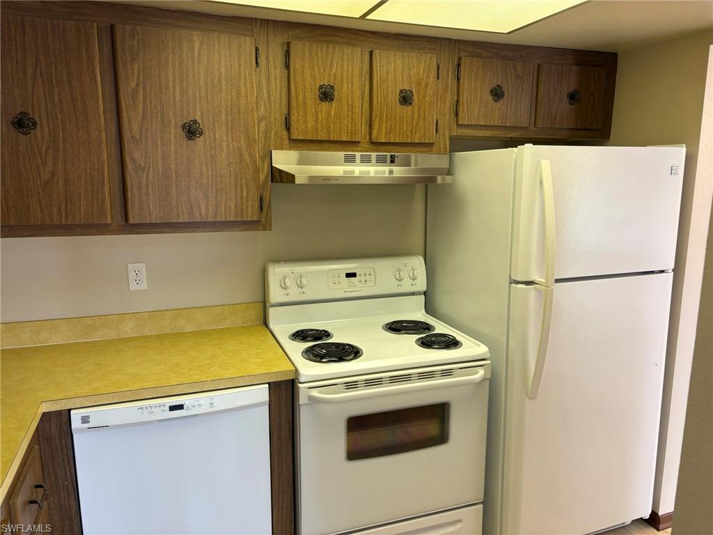 3704 Broadway 214 photo 11