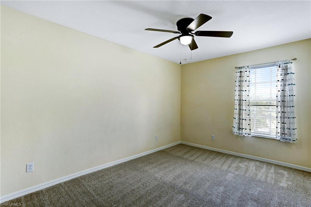 Bedroom upstairs #2