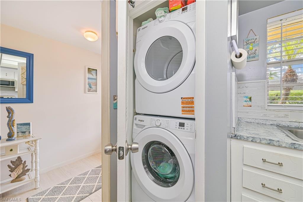 351 Charlemagne BLVD 105A photo 26