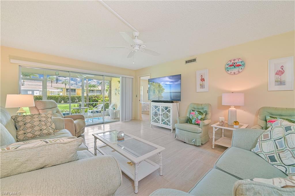 351 Charlemagne BLVD 105A photo 7