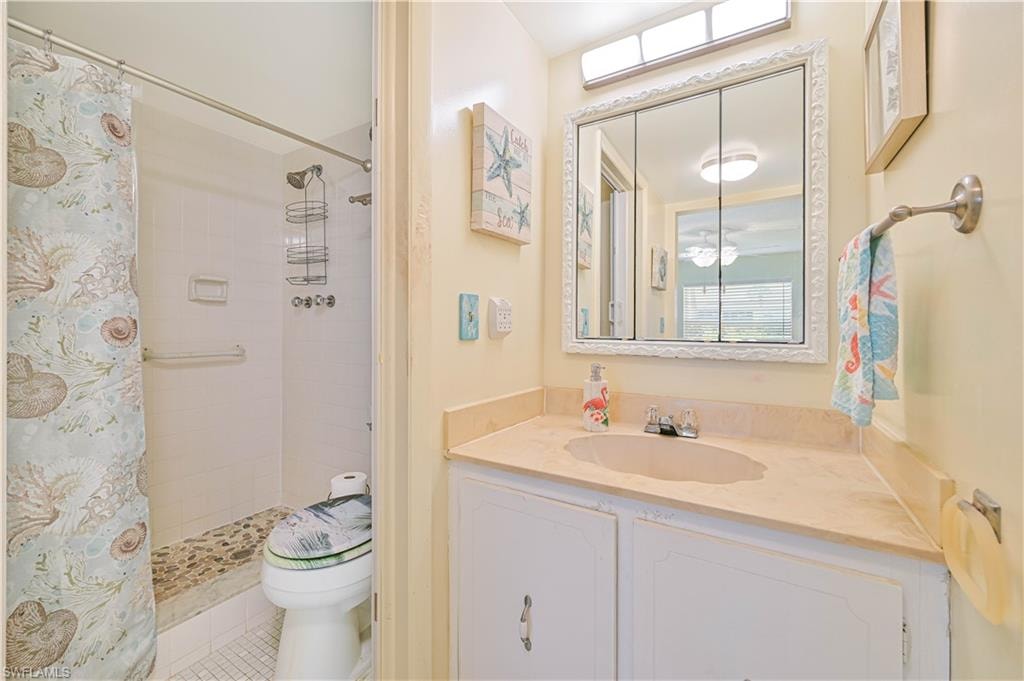 351 Charlemagne BLVD 105A photo 20