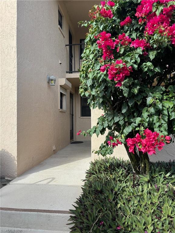 513 Lake Louise CIR 101