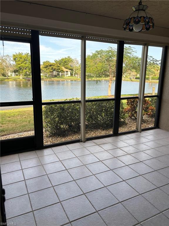 513 Lake Louise CIR 101 photo 9