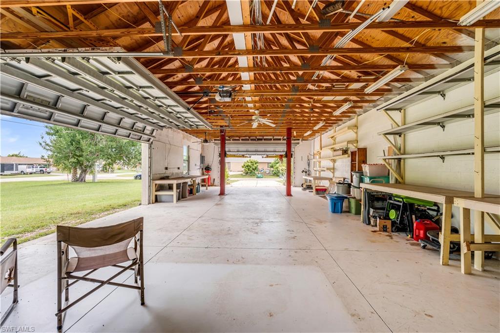 19217 Abhenry CIR photo 34