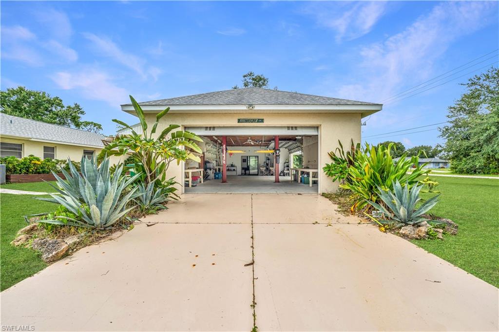 19217 Abhenry CIR photo 38