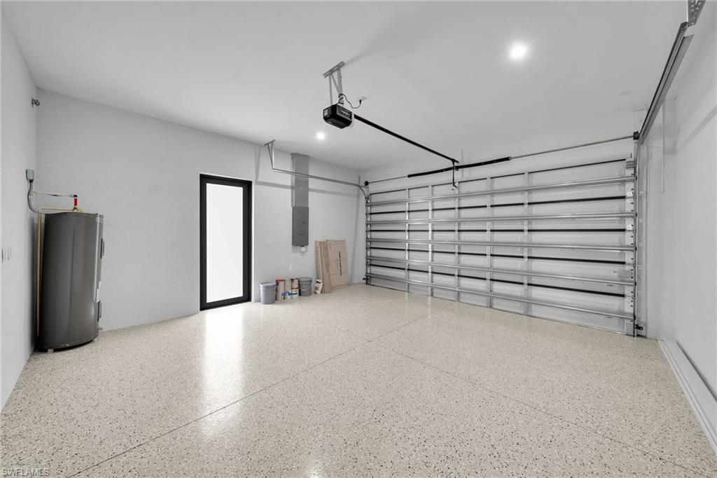 136 Pageant ST photo 16