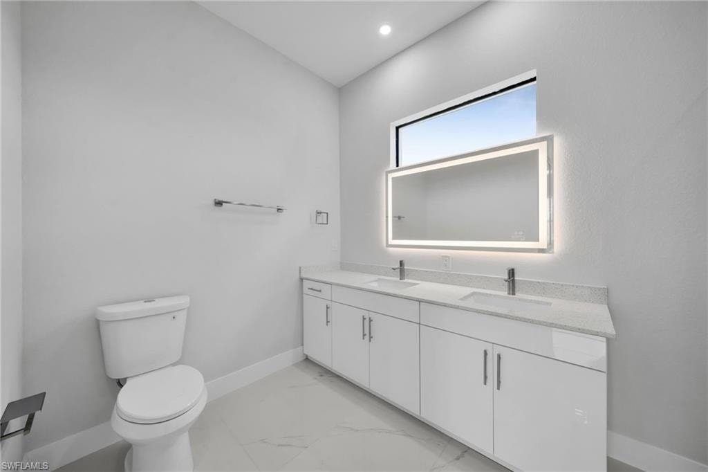 136 Pageant ST photo 34