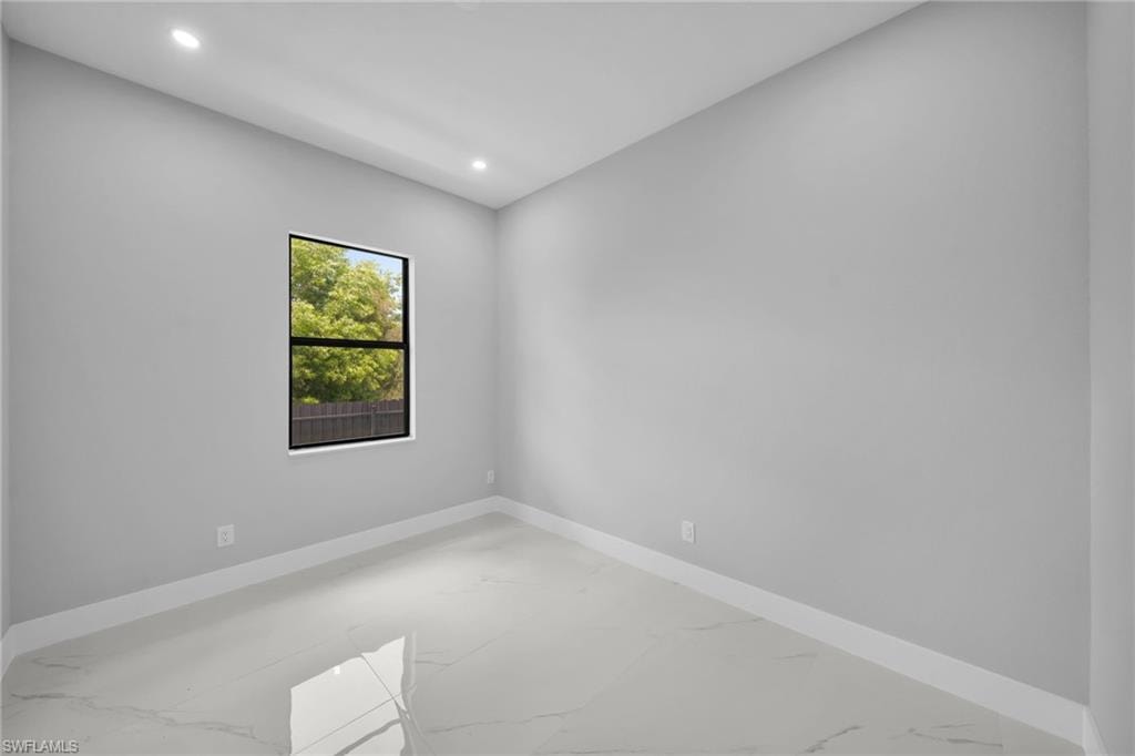 136 Pageant ST photo 19
