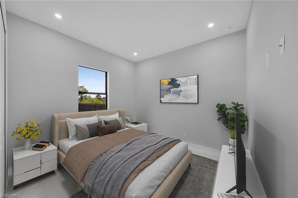 136 Pageant ST photo 25