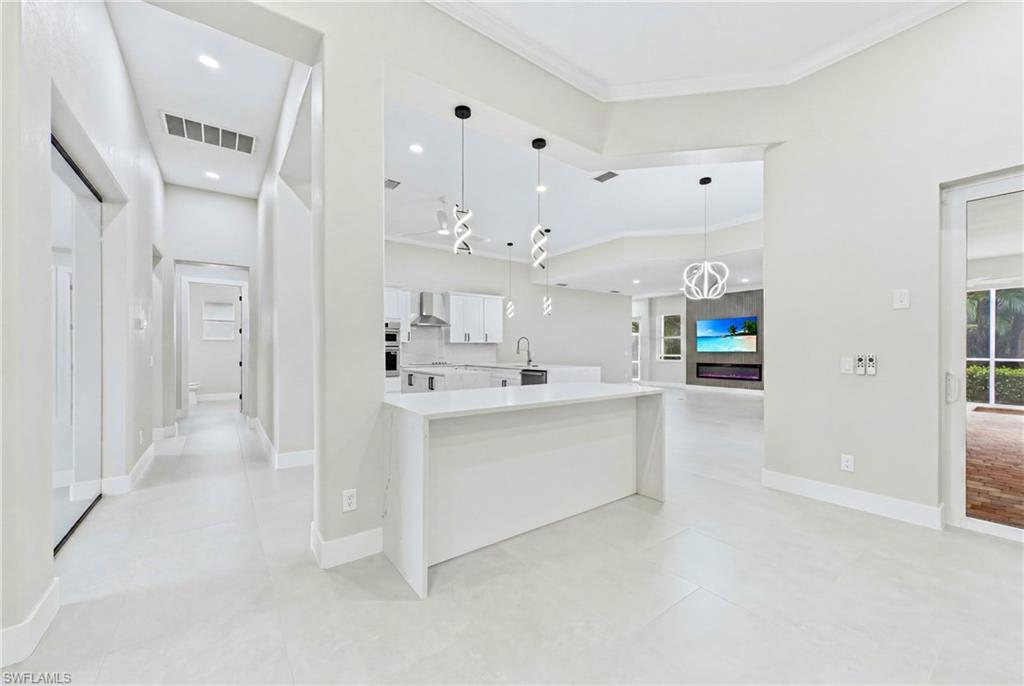 1817 Lagoon LN photo 12