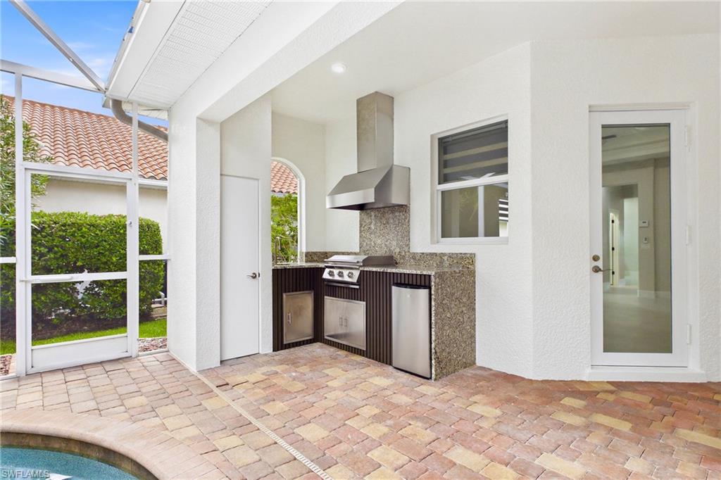 outdoor kitchen