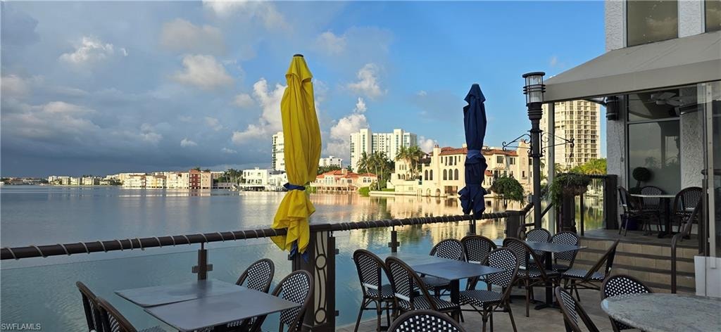 Venetian village dining