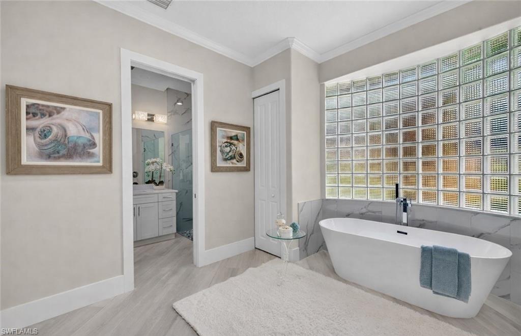 6461 Livingston Woods LN photo 18