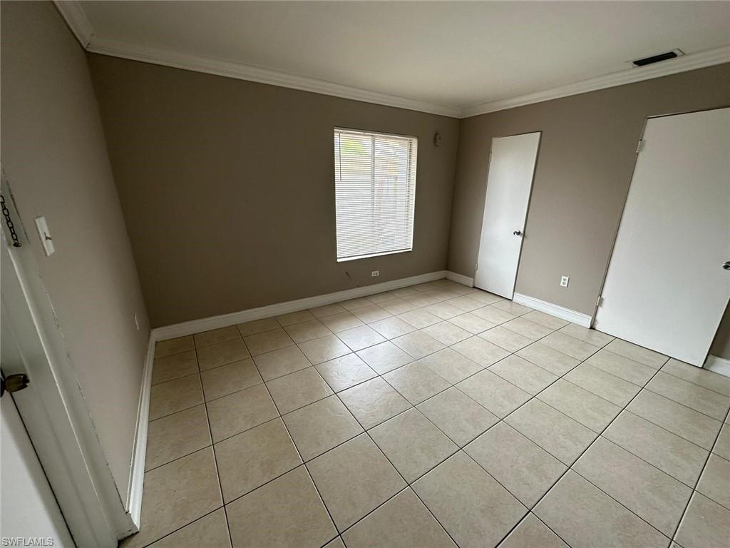 1830 Maravilla AVE 210 photo 16