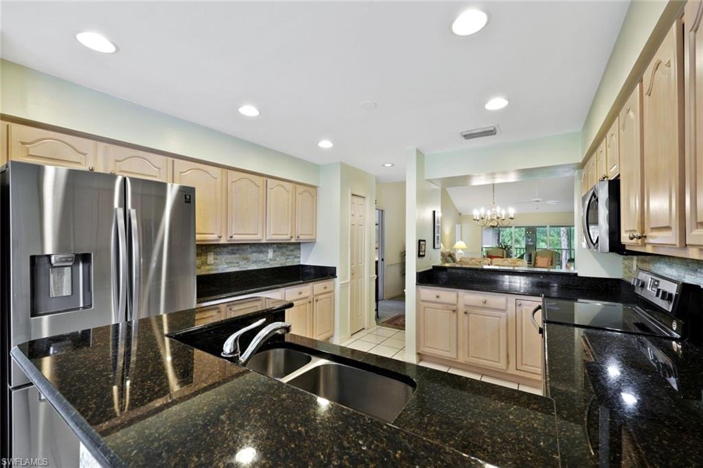 242 Via Perignon 9-3 photo 12