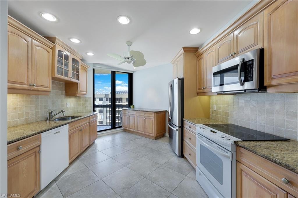220 Collier BLVD 1404