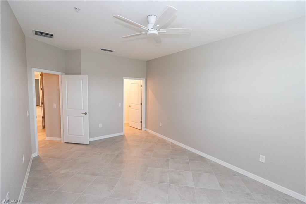 15908 Green Acres AVE 4421 photo 16