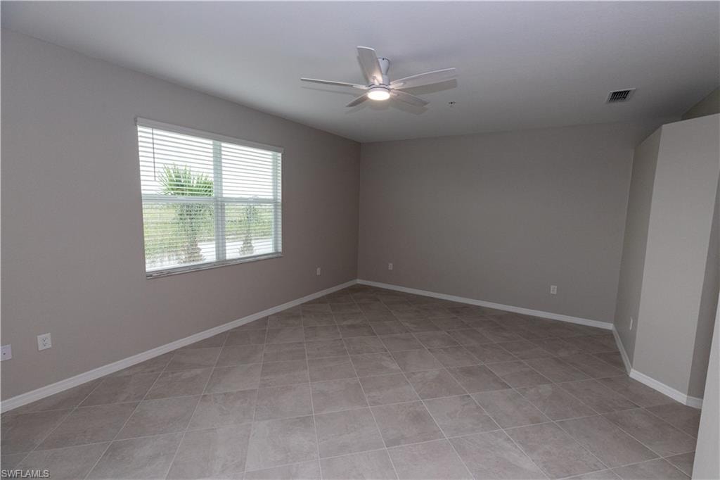 15908 Green Acres AVE 4421 photo 7