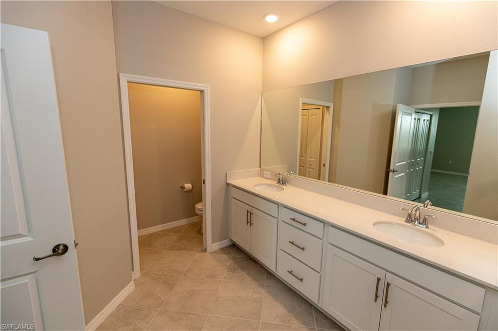 15908 Green Acres AVE 4421 photo 9