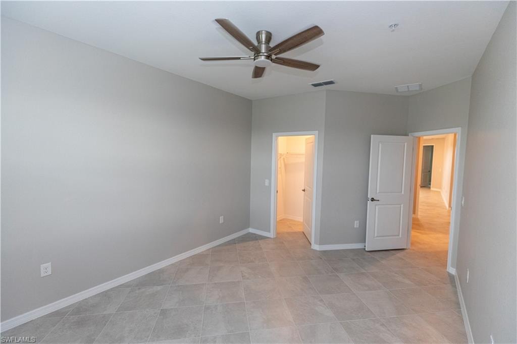 15908 Green Acres AVE 4421 photo 14