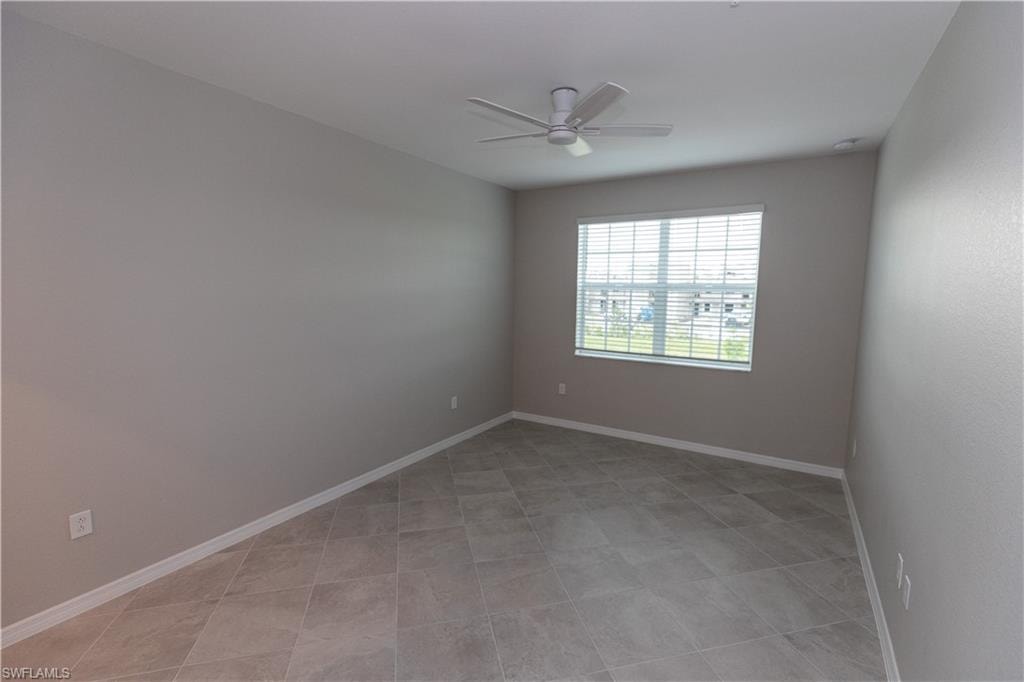 15908 Green Acres AVE 4421 photo 15