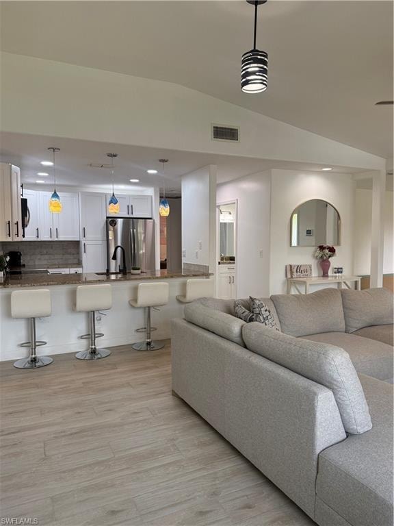 6320 Royal Woods DR photo 24