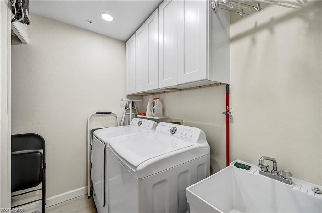 13900 Southampton DR 3004 photo 15