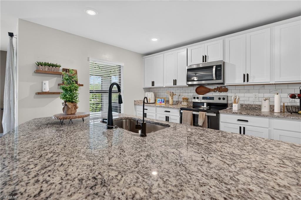 849 Sea Urchin CIR photo 10