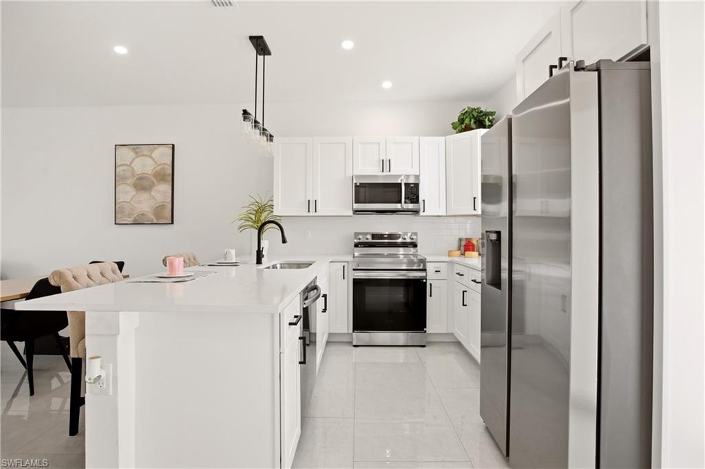 4818/4820 Golfview BLVD photo 9