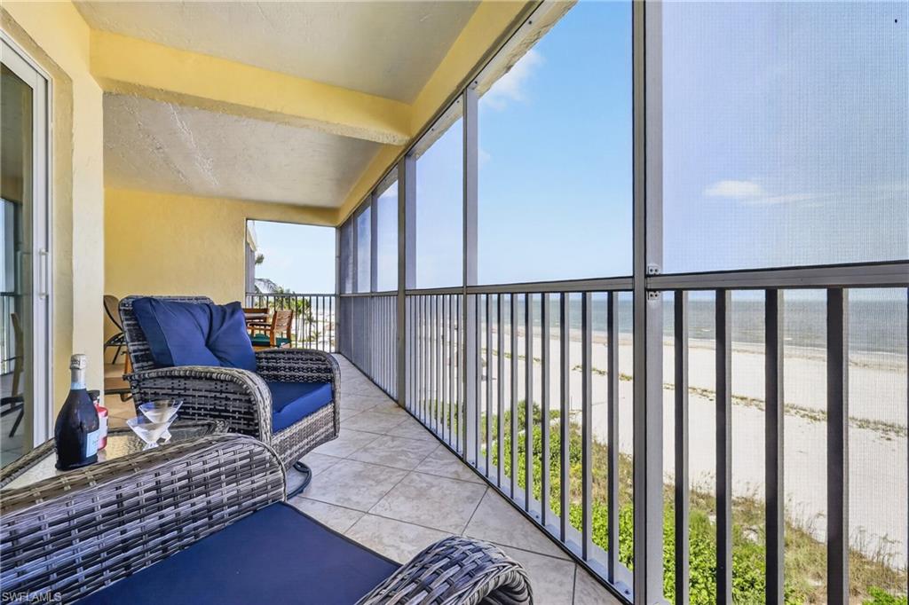 Enjoy the expansive 24' Screened Lanai