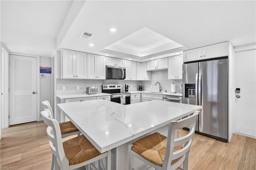 Complete kitchen with all the items to create terrific meals