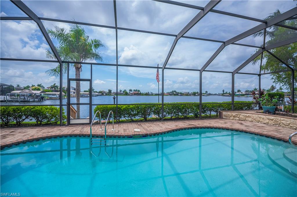 412 Cape Coral PKWY W