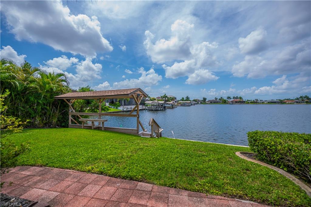 412 Cape Coral PKWY W photo 28