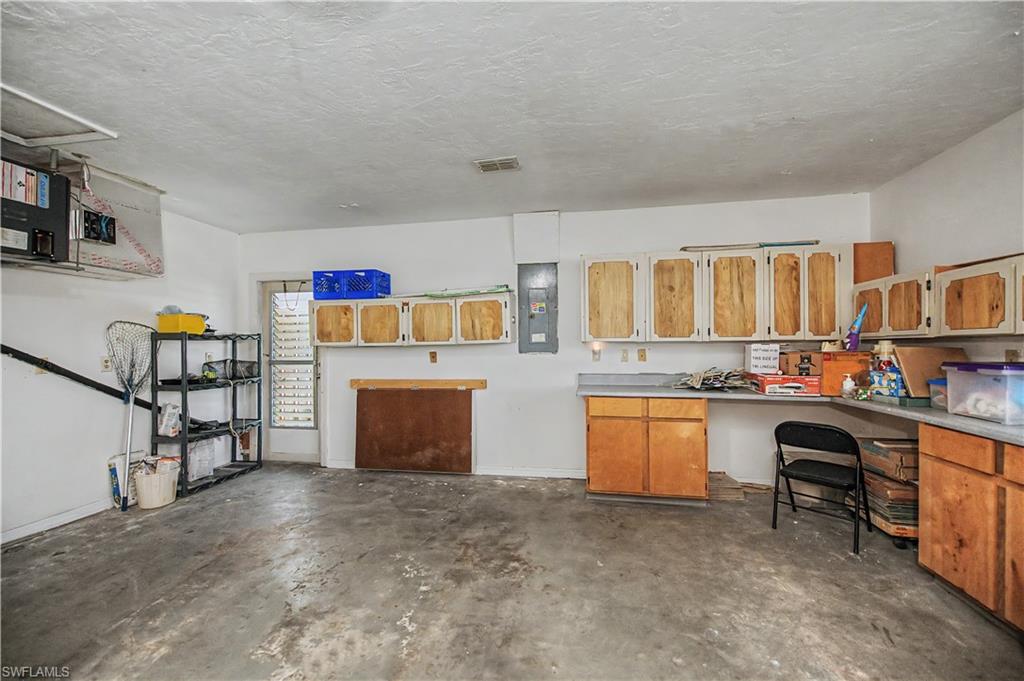 412 Cape Coral PKWY W photo 37