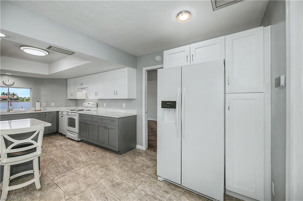 412 Cape Coral PKWY W photo 11