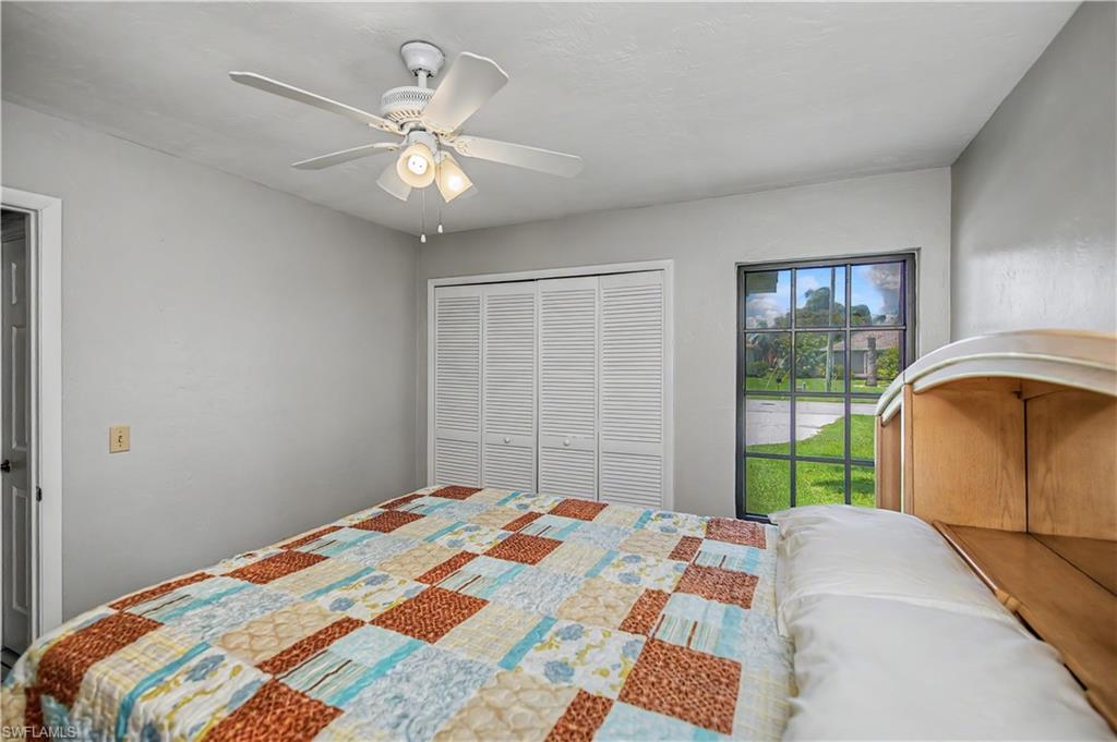 242 SW 45th TER photo 16