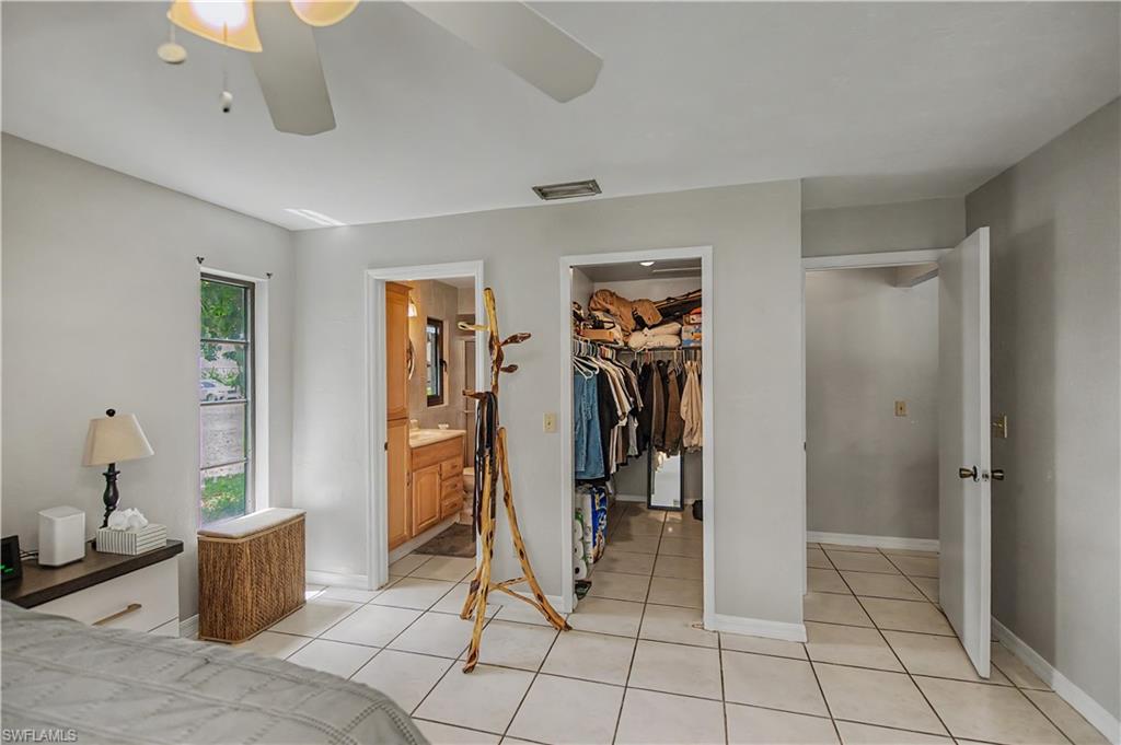 242 SW 45th TER photo 12