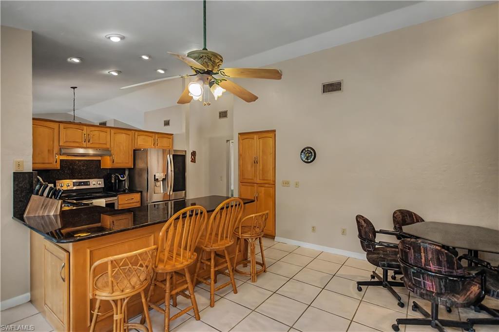 242 SW 45th TER photo 9