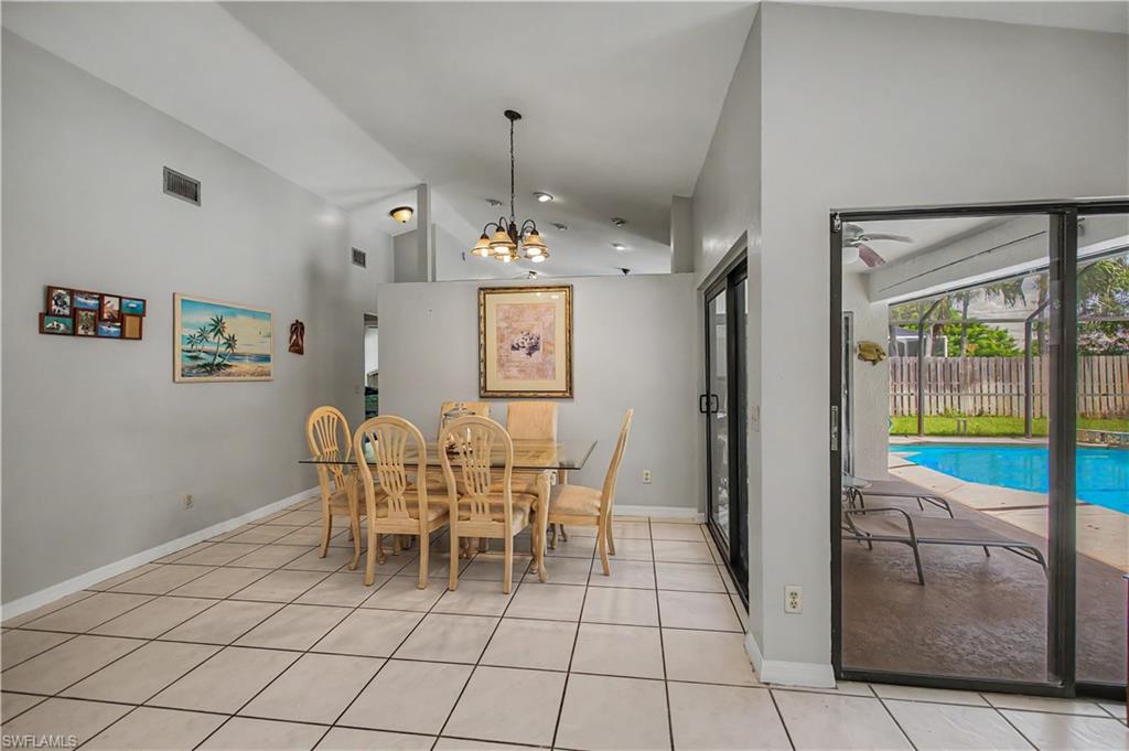 242 SW 45th TER