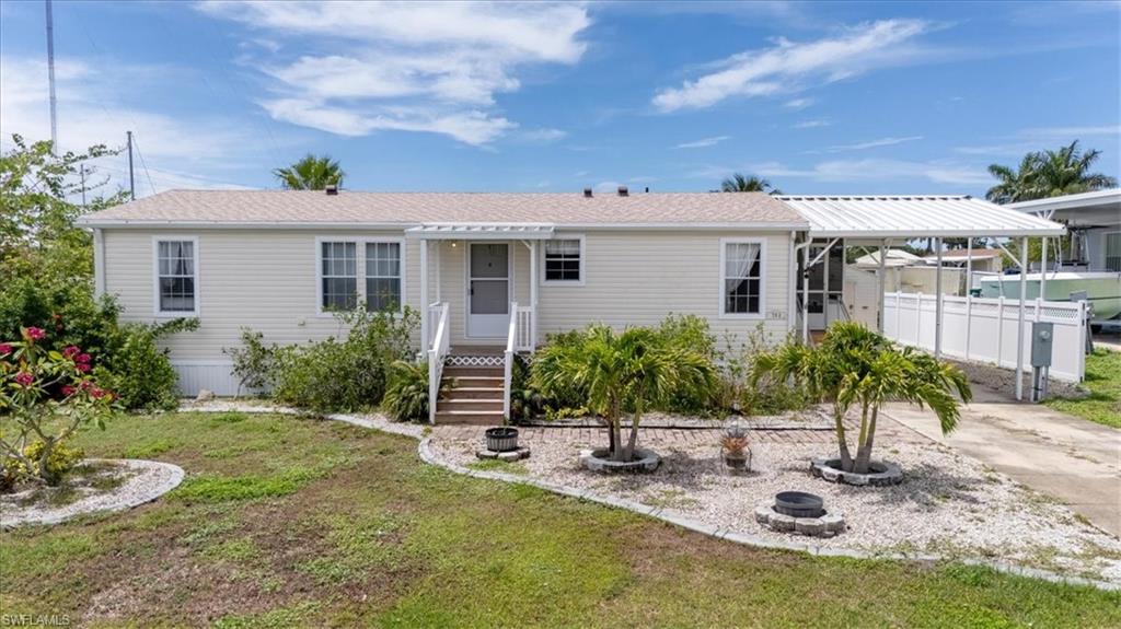 701 Coral DR