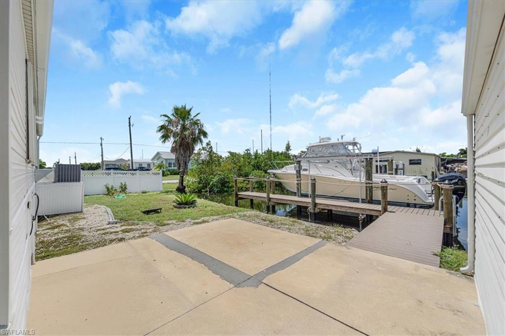 701 Coral DR photo 38