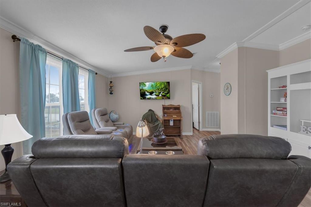 701 Coral DR photo 33