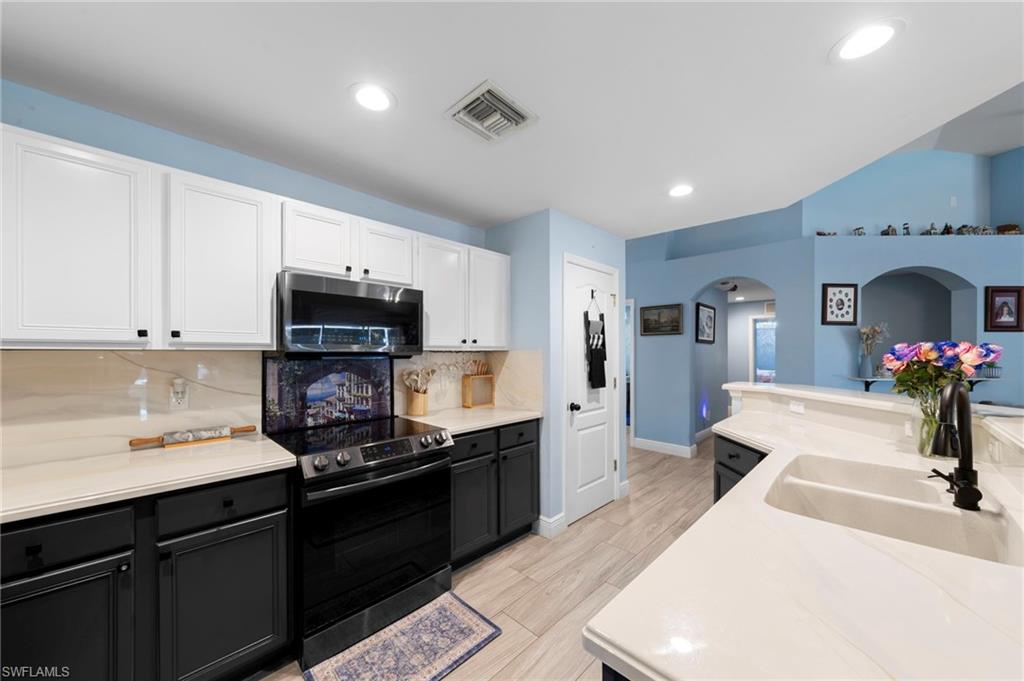 2633 32nd ST photo 16