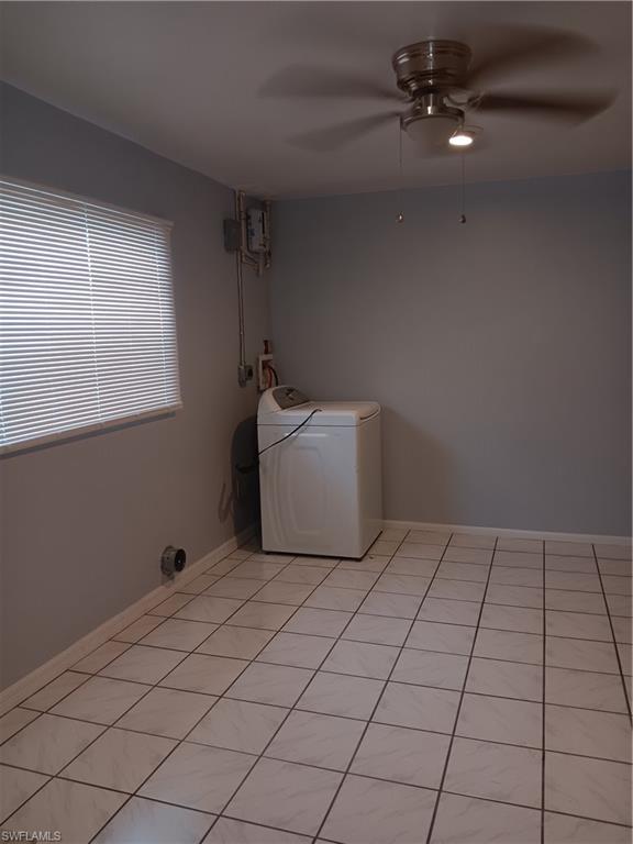 451 Marsh AVE "B"  Back Unit