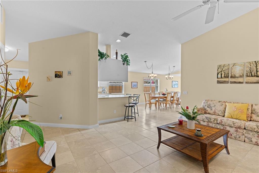 7620 Rozzini LN photo 9