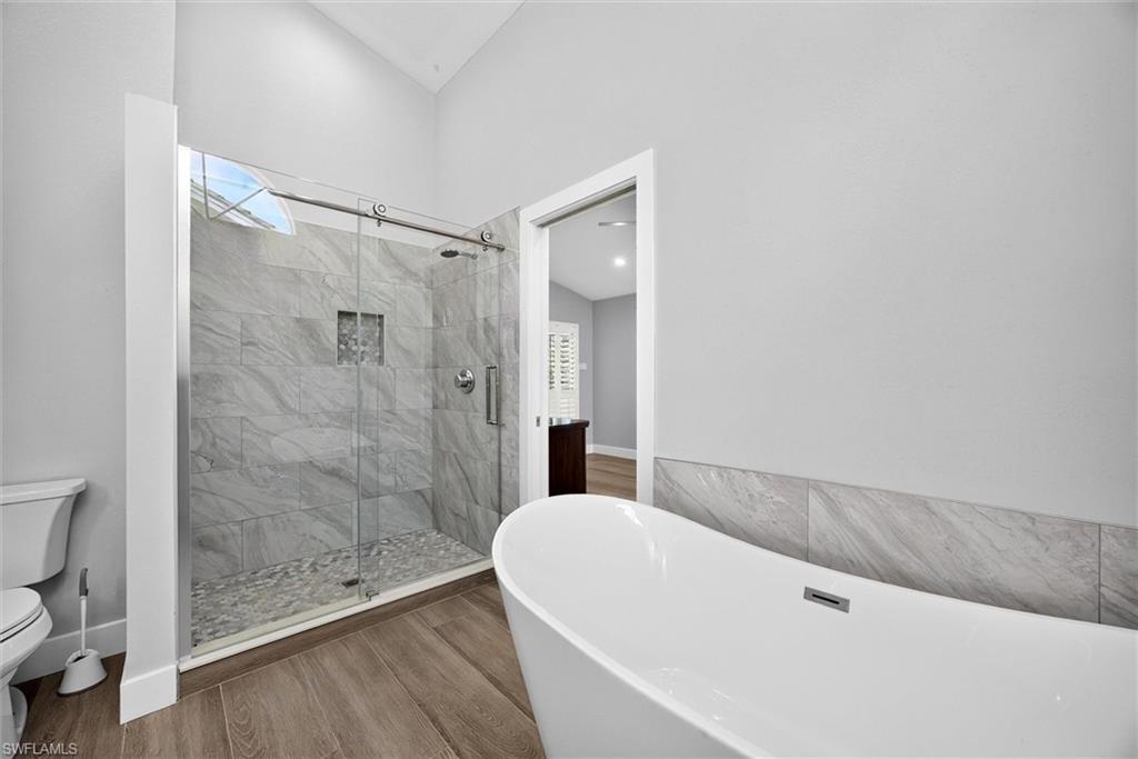 12554 Kelly Sands WAY photo 9