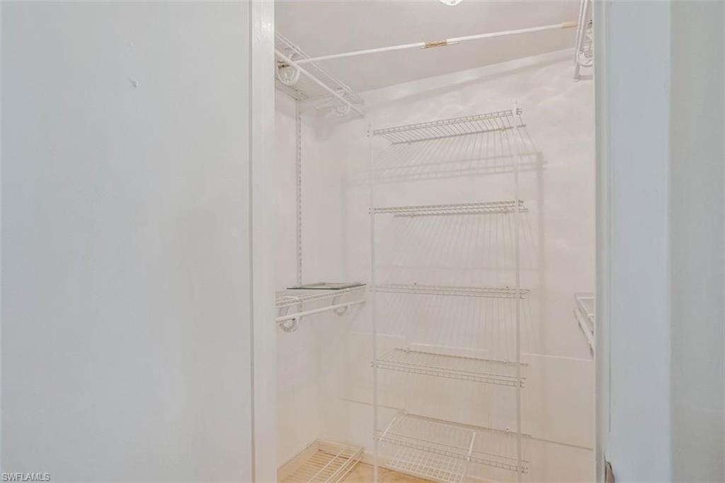 4318 27th CT SW 101 photo 12