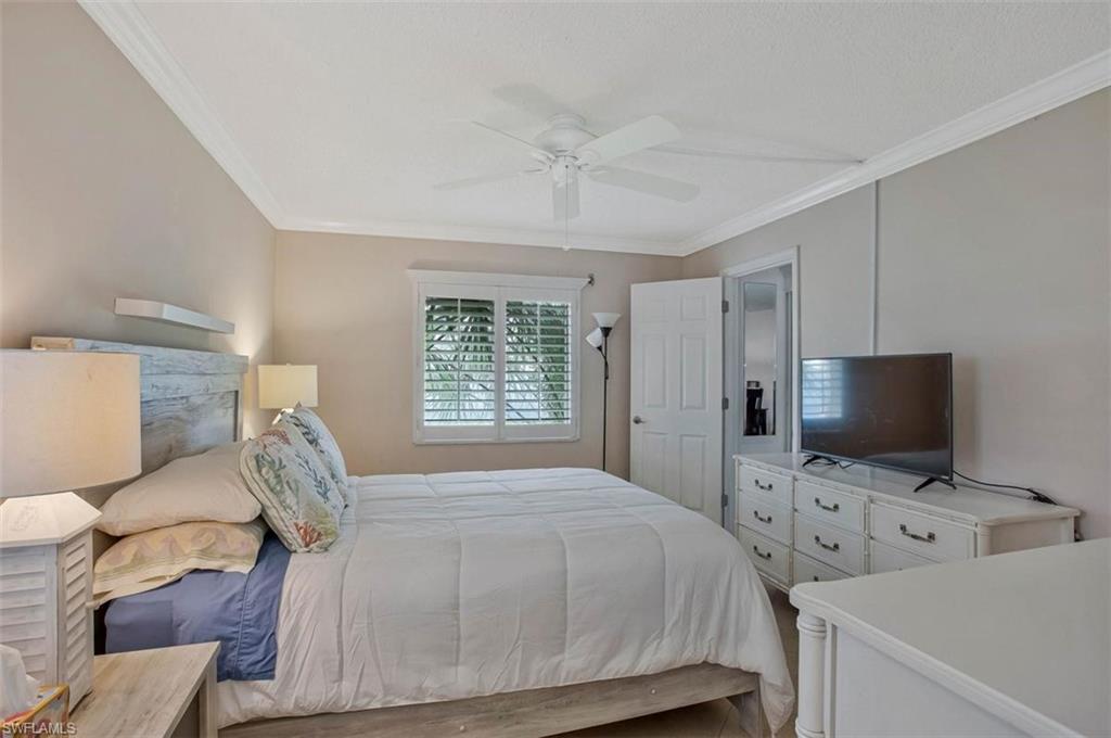 4318 27th CT SW 101 photo 8